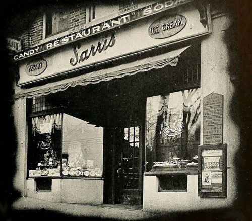 SarrisCandyKitchen1939