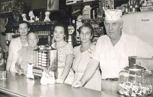 ConeyIslandCafecropped