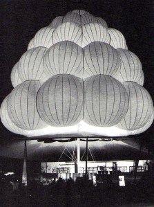 1964NYWorld'sFairBrassRailsnackbar