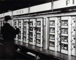 littlegoldenAmerica1936AutomatBereniceAbbott