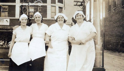 hairnetswaitressesidealcafechicago