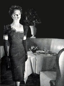 dinnerdresses1945cotillionrmhotelpierre